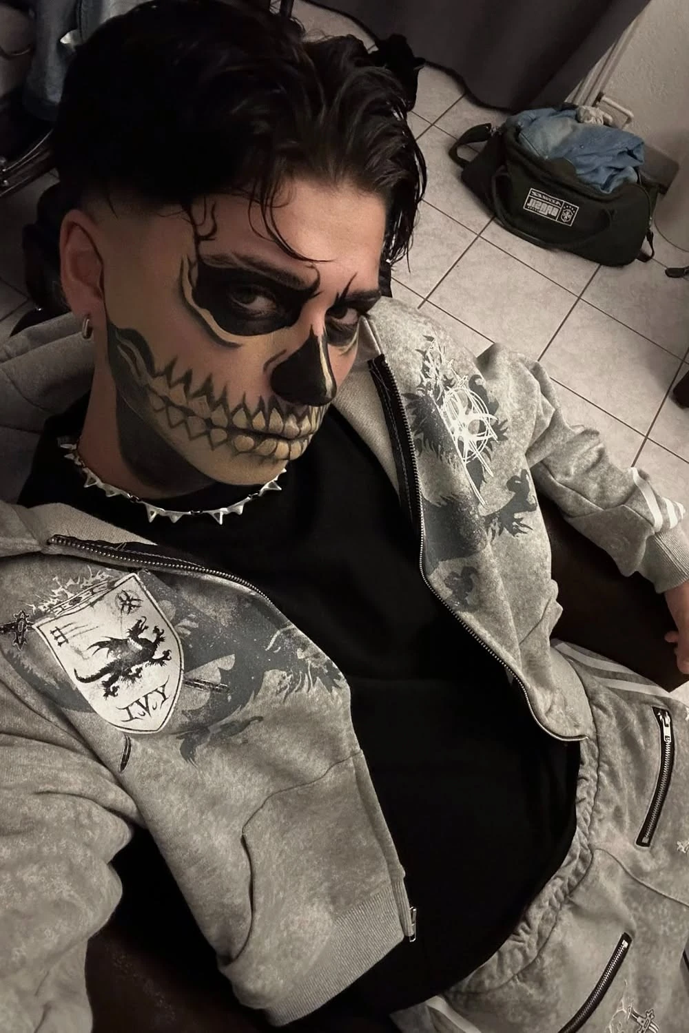 Skull makeup selfie duo
